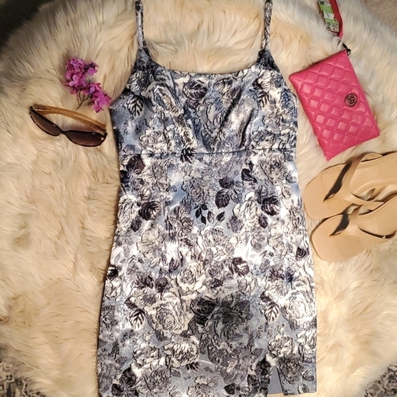 NWT Wild Fable Blue Floral mini dress - Picture 10 of 16